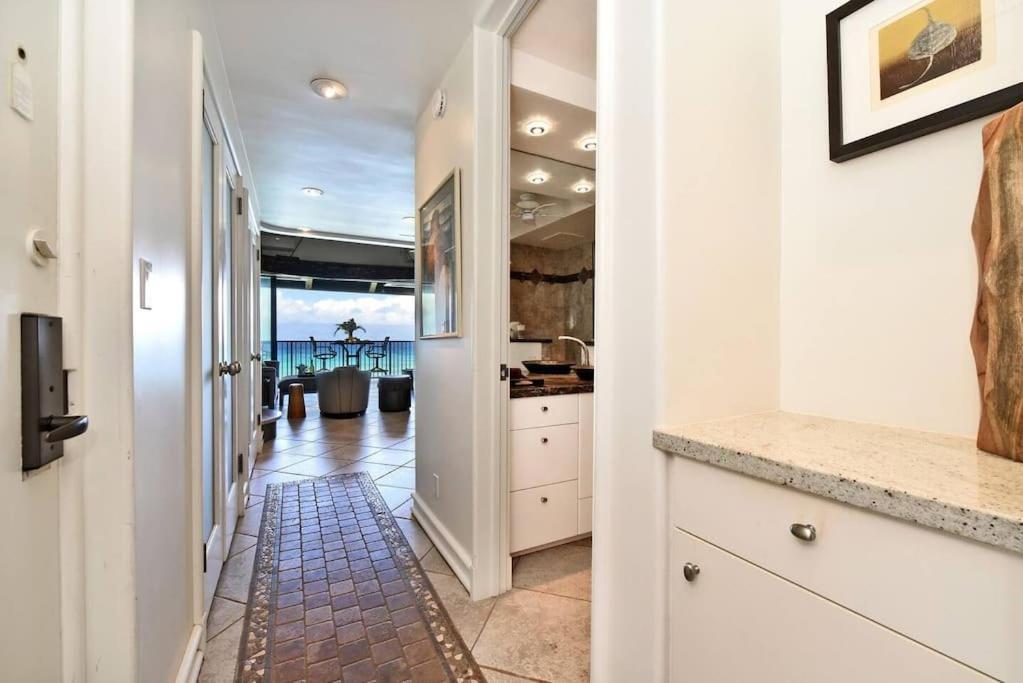 The Noniluna Two - Sleeps 9 Plus Pack N Play Lahaina Exterior foto